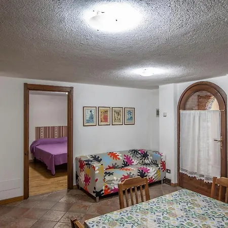 Apartman Altido Charming Apartment Located In The Quiet La Salle *