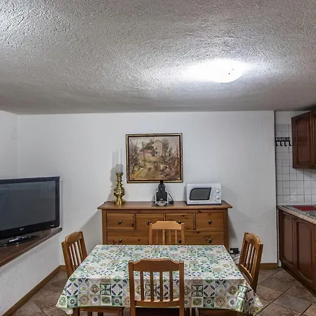 Apartmán Altido Charming Apartment Located In The Quiet La Salle La Salle
